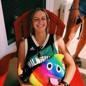 Meet your Posher, Cat